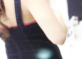 3Agirl女郎 – 绣绣的原图提醒我，私拍才是把翘臀足撩得最好的一招