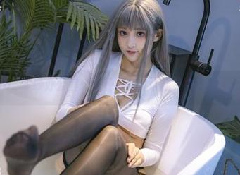 Luisa_零纱办公室：看着图包，谁能集中注意力上班？