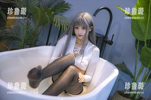 Luisa_零纱 Luisa_零纱办公室:看着图包,谁能集中注意力上班?