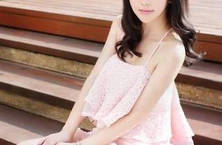 QingDouKe青豆客 – 王婉悠的免费美图，你有体操服的气质吗？