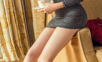 TouTiao头条女神 – 也许浴缸里能洗掉所有烦恼？樊安妮图集新鲜出炉！