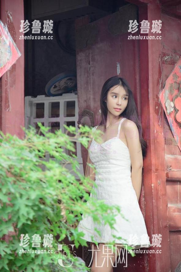 UGirls尤果网-凌希儿 UGirls尤果网 - 凌希儿的私拍竟然能把温柔诠释得如此彻底,美图里的她真是绽放了另一种光芒。