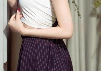 UGirls尤果网 – 周心情的图库：当秘书不只是打杂