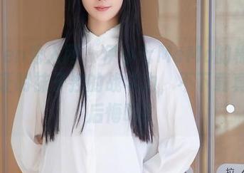 Xiuren秀人网 – 伊小七MoMo的棉袜图集，证明袜子控的战斗力，不下载真的会后悔吗？