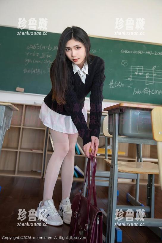 Xiuren秀人网-夏诗诗Sally Xiuren秀人网 - 高清兔女郎图集!夏诗诗Sally在这里,小耳朵、短裙子,全都准备好了?