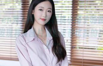 Xiuren秀人网 – 看樱桃小阑子的套装，你会发现其实图片加起来都比我的秋衣好看…