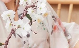 YouMi尤蜜荟 – 死库水中的奶茶Emily，真的是意外的清新