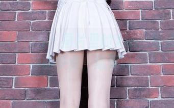 beautyleg – 图片里的Xin，更像是沉静的少女，迷雾吗？