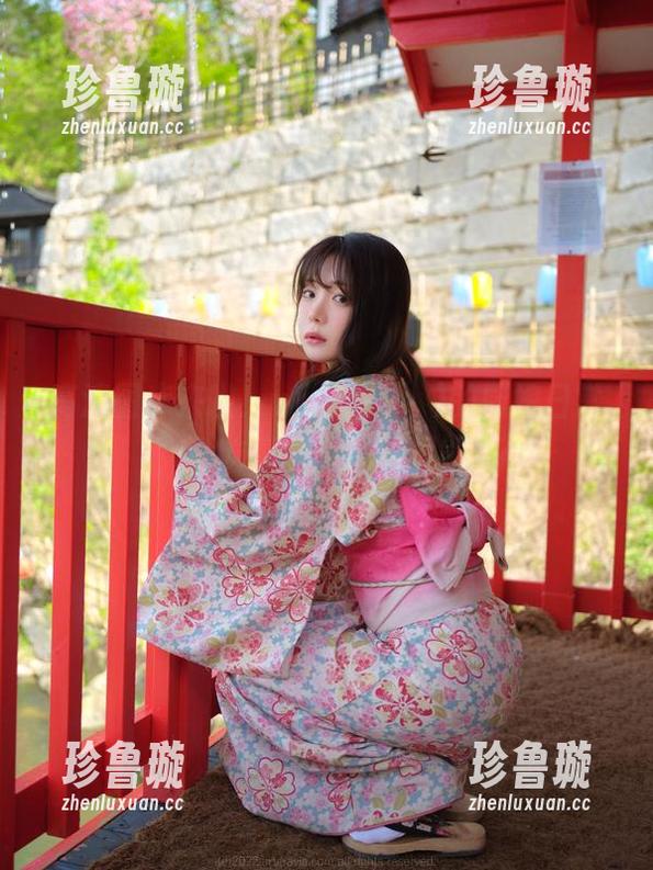 高清图库来啦！wuyo(우요)的厨娘日常，偷吃零食不愧是全能！
