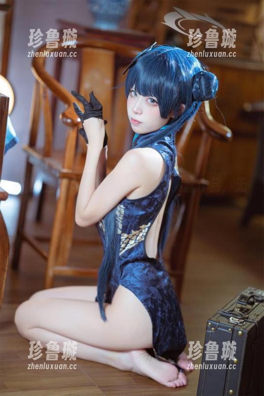 三无人型 看!三无人型的水手服百合黑丝作品,无圣光自成一派