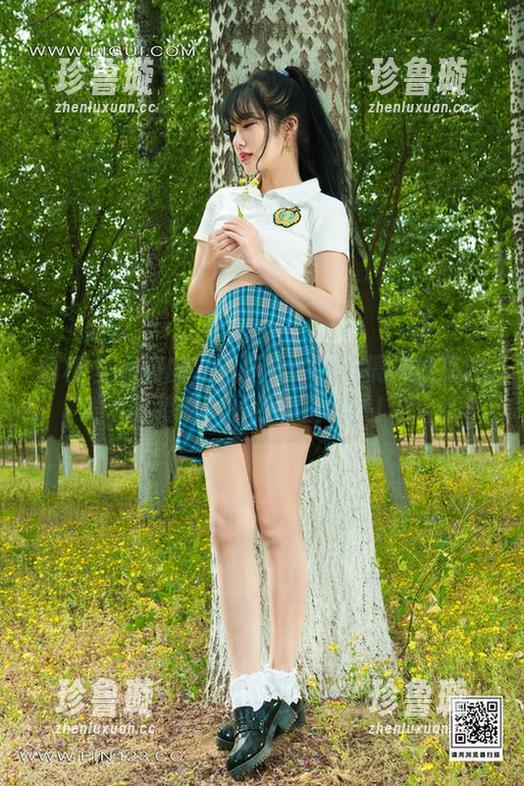 丽柜-小爽 丽柜 - 小爽的私拍盛典:怎么搞得像高定时装秀?图包不正经了!
