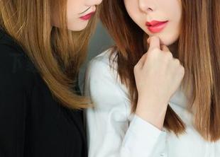 丽柜 – 下载敏儿水手服写真集：这画面你敢不敢看？