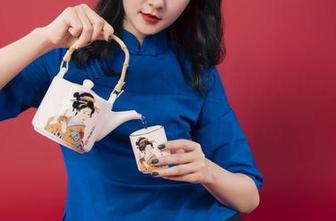 丽柜 – 在线，文静教你如何优雅地做个职女——图里没有教员