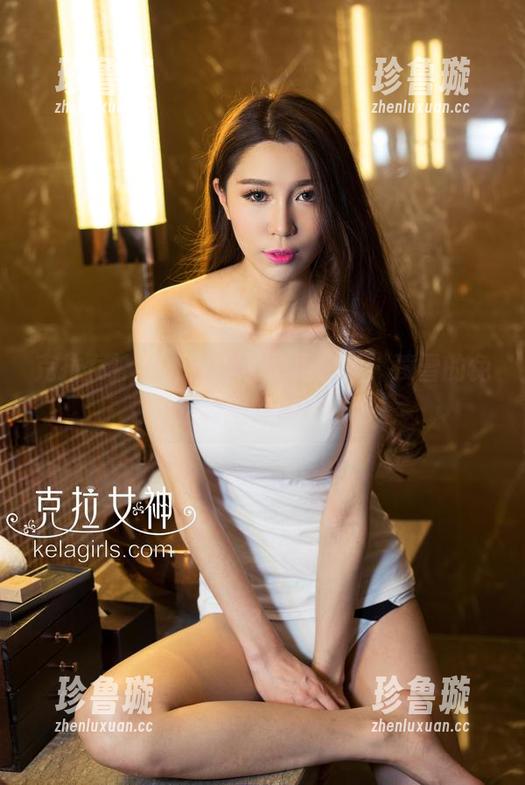 克拉女神-凌雪 克拉女神 - 光着脚丫子见寒风,凌雪的免费裸足套图冷得刚刚好。
