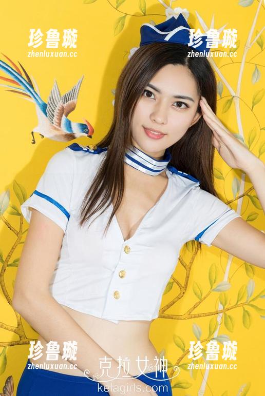 克拉女神-珊珊 克拉女神 - 滑落的丝袜:珊珊写真合集里的不经意瞬间