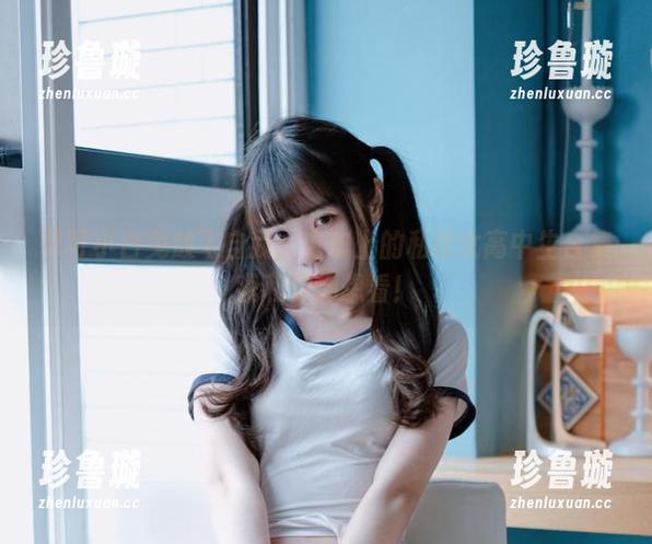 可可小白兔放飞自我：电车上的私房女高中生合集我和你都想看！