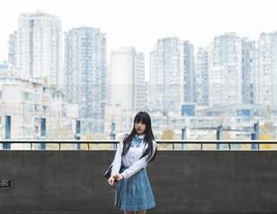 嘎潼图包分享：自己的袜子都不及她的创业方式