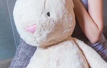 头条女神 – 瞧瞧易阳修女的独特作品，点击网盘不再犹豫！
