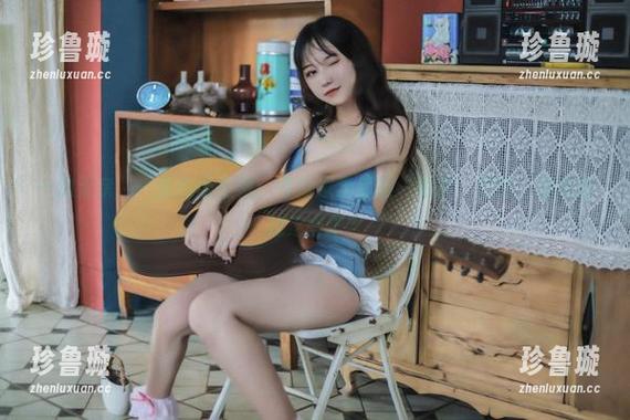 奇行家狗崽 一边无奈,一边偷偷直视:奇行家狗崽的“秘书”图包,你没想过这些吧?