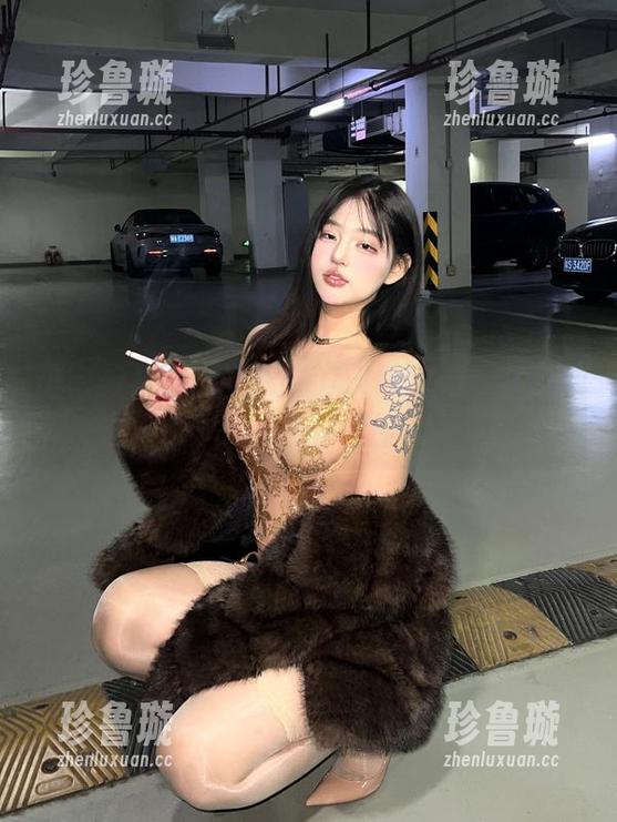 小u优优子 微密圈 - 小u优优子的7.4嘉宾,写真合集里的搞怪之旅