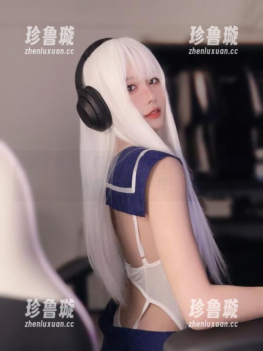 听说了没？“布丁大法”写真加持，这回jk肉丝可不一样！