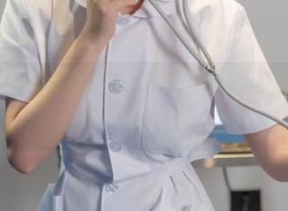 当年年Nnian遇见神明之女：一场定制的奇妙旅程