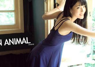 推女神 – 全新更新！施忆佳在白裙中，光影碰撞出那种不可言说的美感！