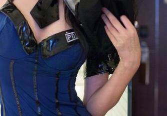 推女郎 – 走进星辰的黑白写真，准备好进行头脑风暴了吗？