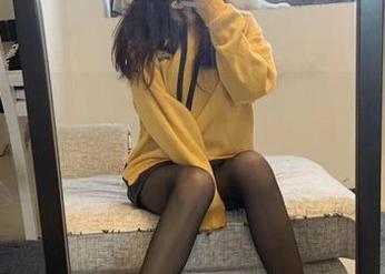 微密圈 – 无圣光，仅凭提袜少女和她的制服图集，随便聊聊，哈哈，真不错！