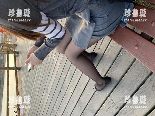 微密圈 - 给我一个免费的机会，让我在纯白的世界里跟着有你喵走一圈！