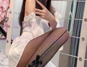 微密圈 – 吊带美照！林子喵Lynne高清作品集里若隐若现的俏皮。
