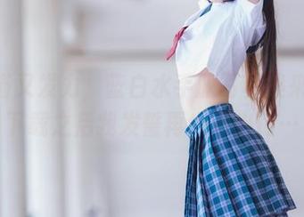 桜桃喵又发力，蓝白水手服写真集来了，下载之后我发誓再也不出门…