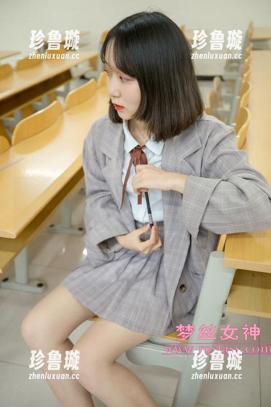 梦丝女神 - 连体衣很简单，但灵唯让它充满了精选写真级别的unexpected！