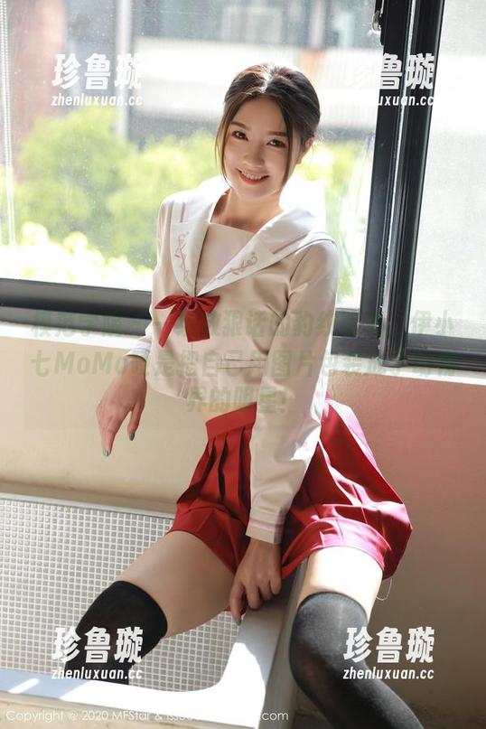 模范学院-伊小七MoMo 模范学院 - 一组放狠话的豹纹写真,伊小七MoMo硬是把自己用图片包装成了动物界的明星!