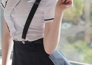模范学院 – 一点不怕尴尬，妞妞koko的免费图册里裤里丝让你喜欢个够。
