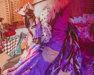 涂个口红就能成为女王，渊秧美图背后的‘工作’！