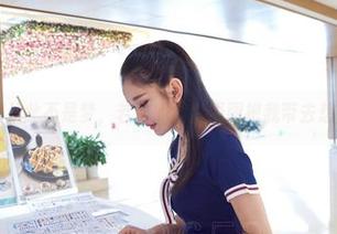 爱丝 – 空姐从此不是梦，若兮的全套原图把我带去想象的云端。