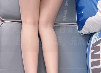 微密圈 – 向全宇宙分享白龙猫女的制服时刻，图库里别说话，先欣赏！