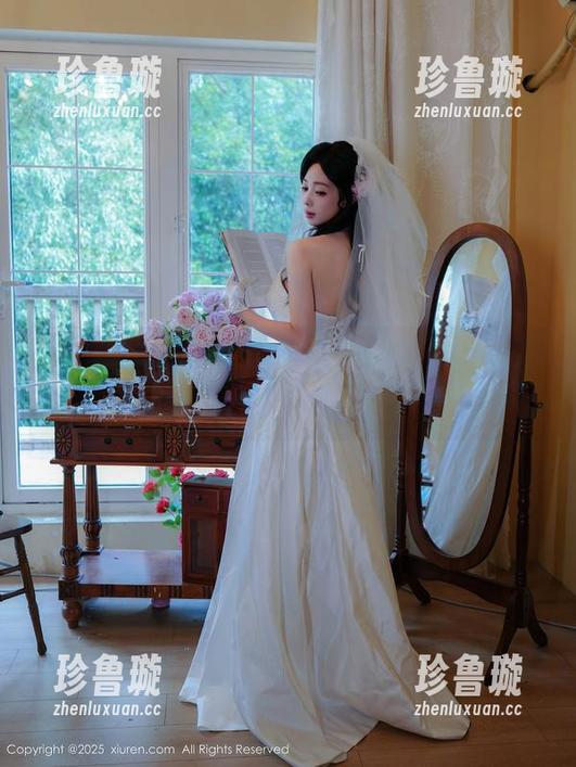 秀人网-Kikibaby 秀人网 - Kikibaby的在线作品,校服造型,今天又被种草了。