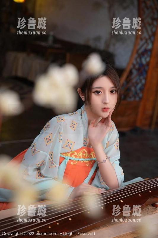 秀人网 - `刘婷婷办公室：照片里飘出的咖啡香，下载去看就对了！`