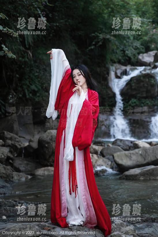 秀人网-安然anran 秀人网 - 安然anran的浴室合集:去哪里都得洗澡啊,哈哈!