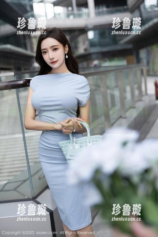 秀人网-曼柔 秀人网 - 让人难忘的高跟鞋图包,曼柔彻底告别舒适地带了。