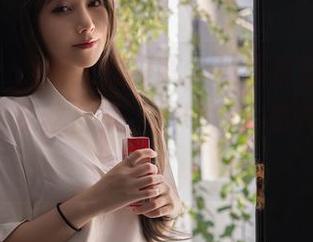 秀人网 – 开启在线模式，观看沈佳熹Kitty星辰的灰丝合集，脑中的小表演开始了吗？