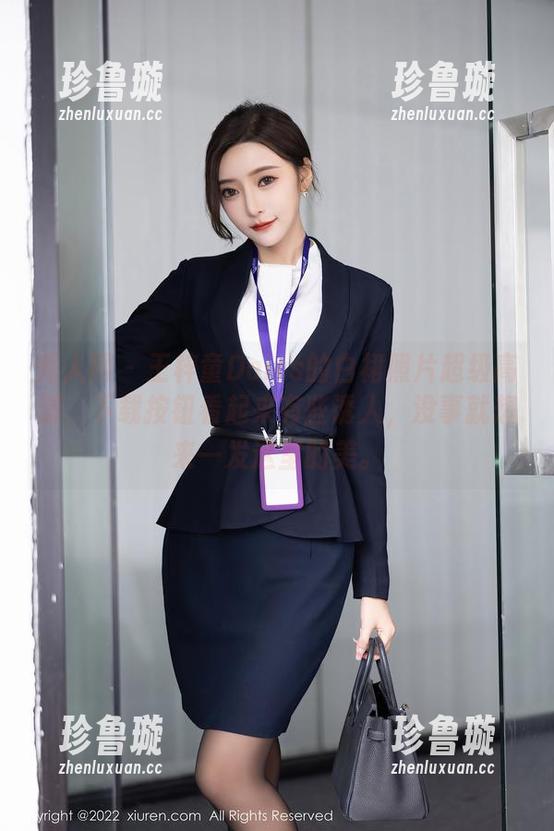秀人网-王梓童Doirs 秀人网 - 王梓童Doirs的白裙照片超级高清,下载按钮看起来有些诱人,没事就想来一发这里的美。