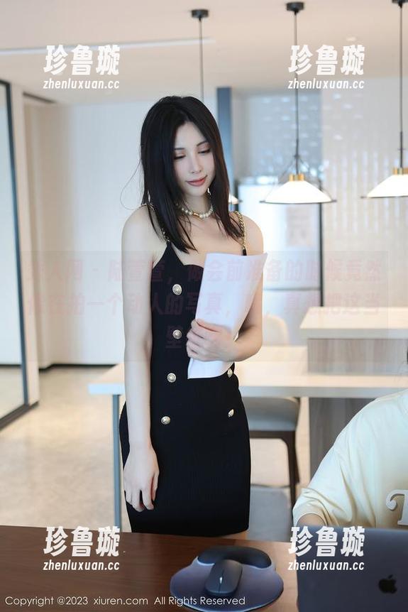 秀人网-陆萱萱 秀人网 - 陆萱萱,做会前准备的时候竟然像在拍一个动人的写真,哦,真想把这当壁纸啊!