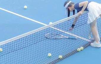 紧急企划 – 小恩的厚白丝写真，谁说白丝只给小孩穿的？