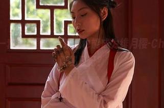 蜜桃社 – 这一套泳装图集，难道也能成为绯月樱-Cherry内心的隐秘日记？