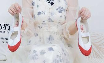 袜啵啵 – 高清套图：芝士与一双拖鞋，你还在用高跟上班？