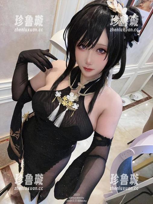 图集更新：贝贝琪Becky和她那些让人咋舌的眼镜选择