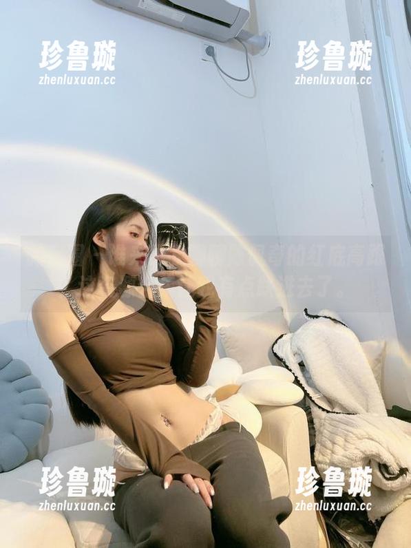 陈佩奇 微密圈 - 谁来跟我聊聊陈佩奇的红底高跟?这资源合集让我有点跌进去了。